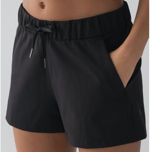 Lululemon | On the Fly Black Shorts